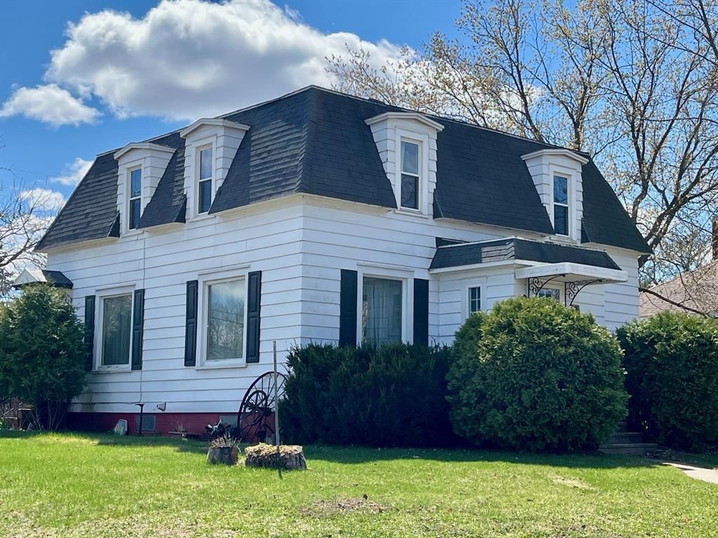 Photo of 1721 Hogeboom Ave #1-2, Eau Claire, WI 54701 (MLS # 1600207)