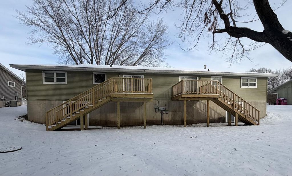 Photo of 951 Brentwood DRIVE, Port Edwards, WI 54469 (MLS # 22600410)