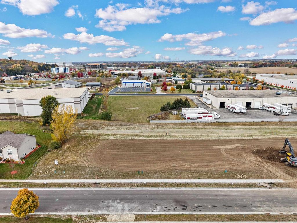 Photo of 208 Michelle LANE, Cottage Grove, WI 53527 (MLS # 2013108)