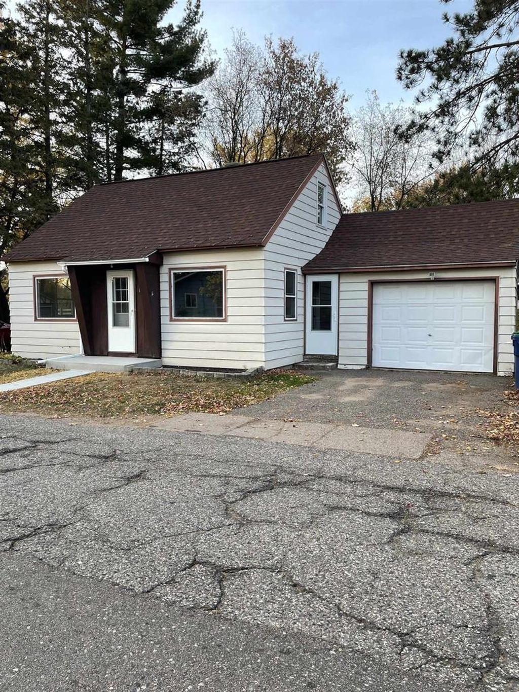Photo of 1708 Pardee STREET, Wausau, WI 54401 (MLS # 22505316)