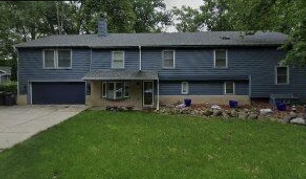 Photo of 727 E Madison STREET, Oconomowoc, WI 53066 (MLS # 1955621)