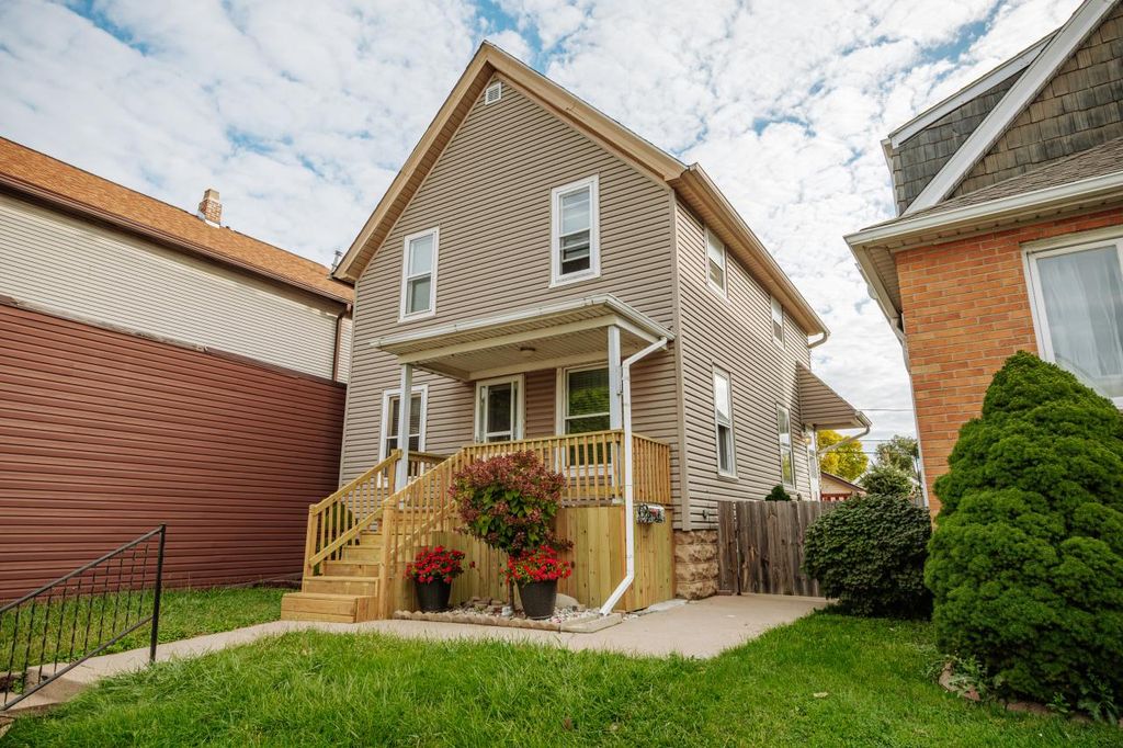 Photo of 1946 S 76th STREET, West Allis, WI 53219 (MLS # 1940206)