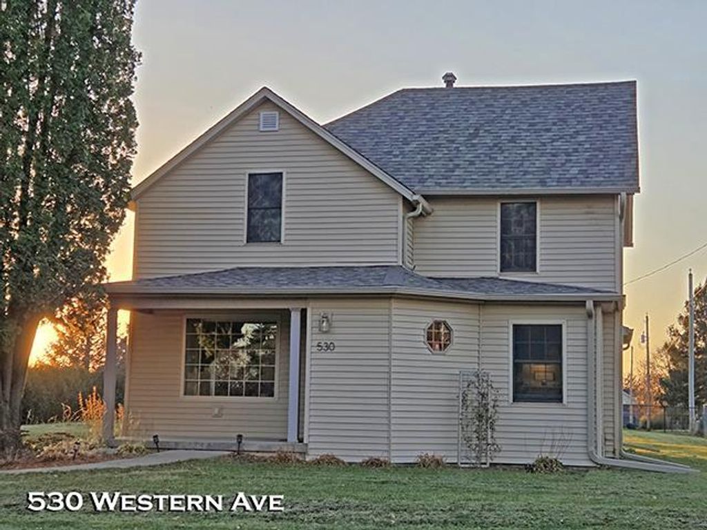 Photo of 530 Western AVENUE, Platteville, WI 53818 (MLS # 2012377)