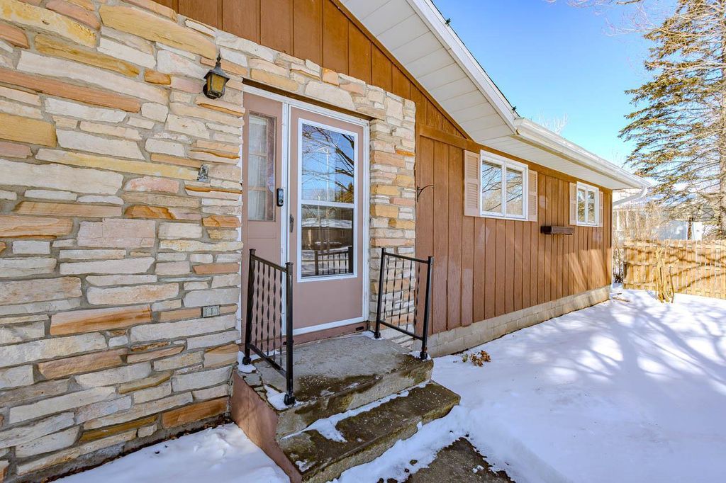 Photo of 510 S 36th AVENUE, Wausau, WI 54401 (MLS # 22600738)