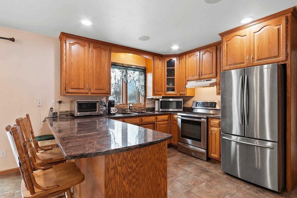 Photo of 2640 Soman COURT, Green Bay, WI 54311 (MLS # 50318748)