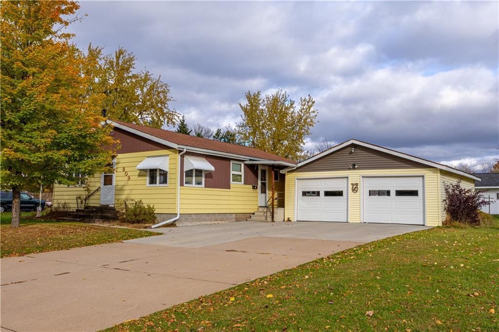 Photo of 809 E 6th STREET, Ladysmith, WI 54848 (MLS # 1596656)