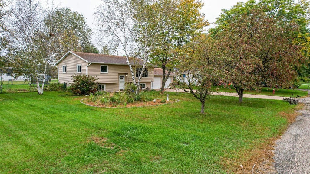 Photo of 928 Pfaff PARKWAY, Sparta, WI 54656 (MLS # 2034175)