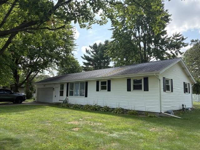 Photo of 1040 Lakewood LANE, Wisconsin Rapids, WI 54494 (MLS # 2031723)