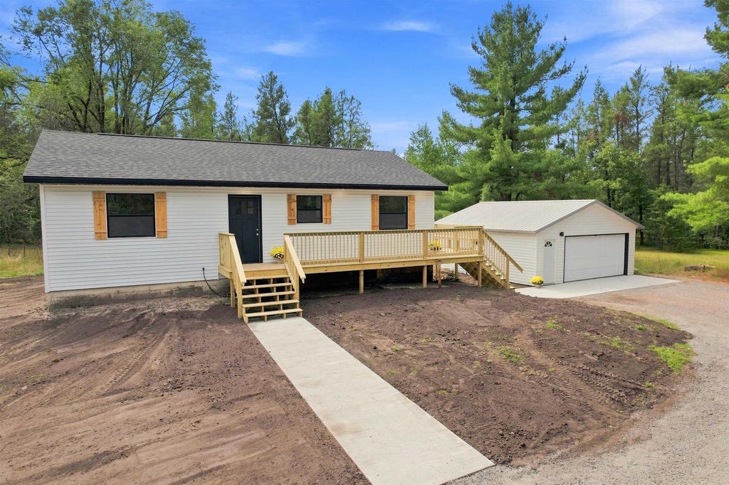 Photo of 5412 Esox TRAIL, Wisconsin Rapids, WI 54494 (MLS # 22604060)