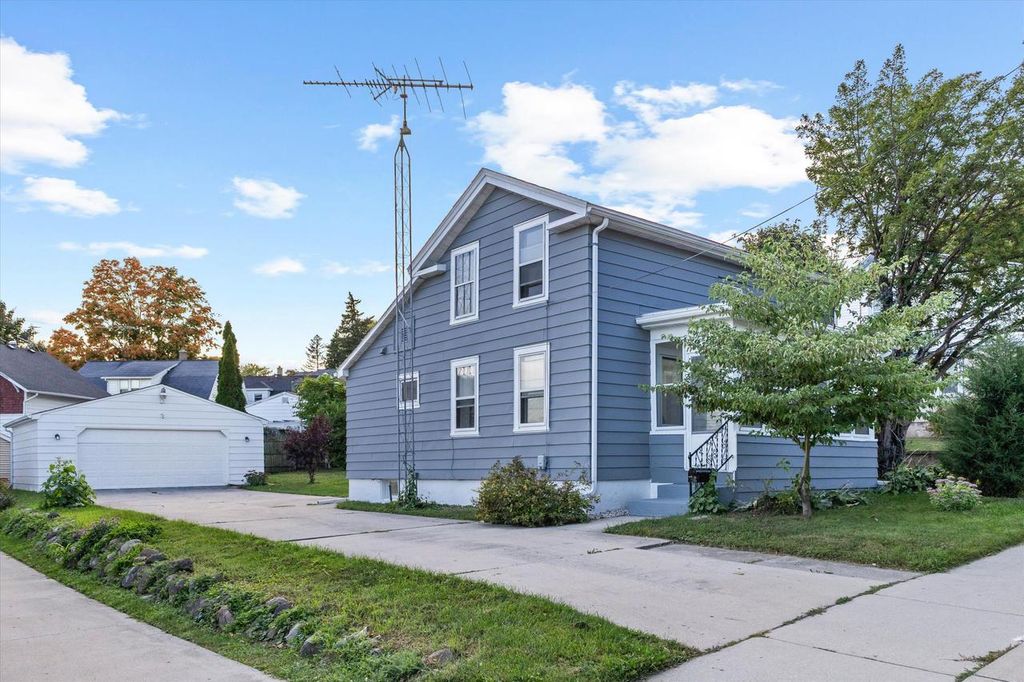 Photo of 317 Main STREET, Sheboygan Falls, WI 53085 (MLS # 1936783)