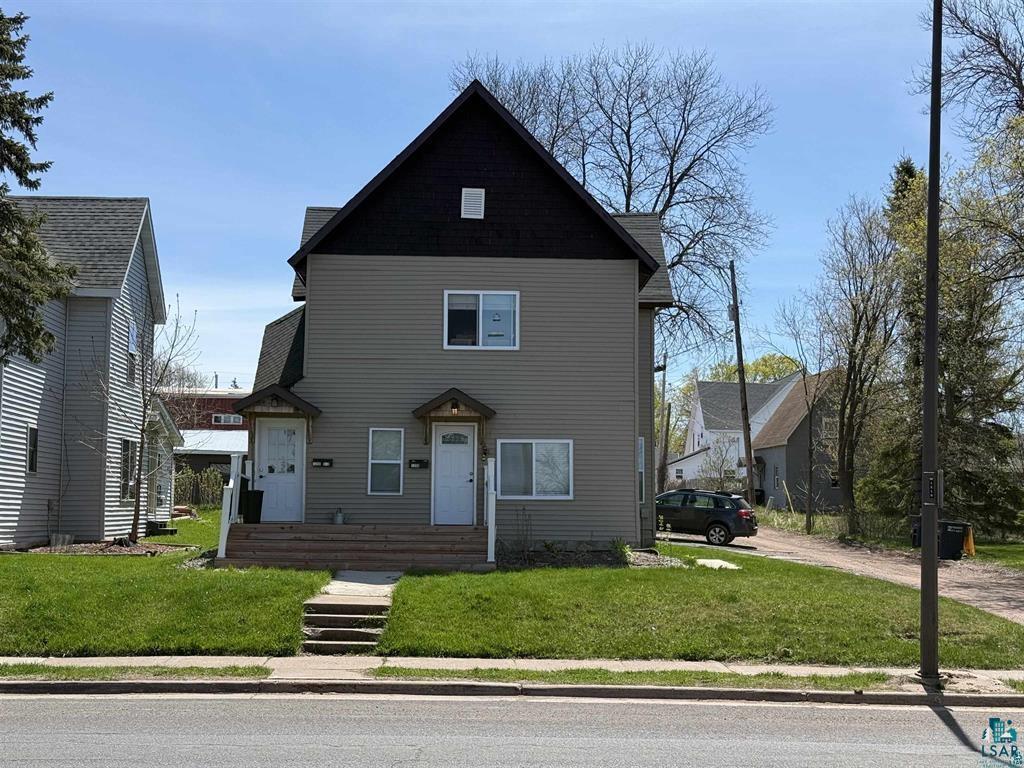 Photo of 1208 Main St W St, Ashland, WI 54806 (MLS # 6127780)