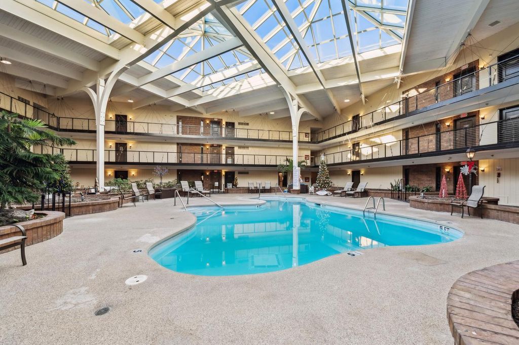 Photo of 6100 W Stonehedge DRIVE #Unit 306, Greenfield, WI 53220 (MLS # 1946822)