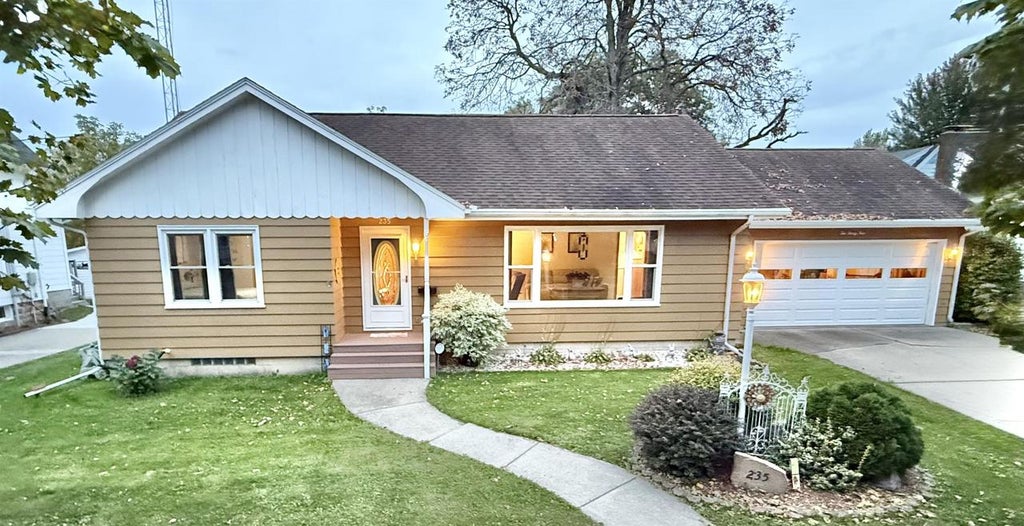 Photo of 235 Clark STREET, Reedsburg, WI 53959 (MLS # 2033773)