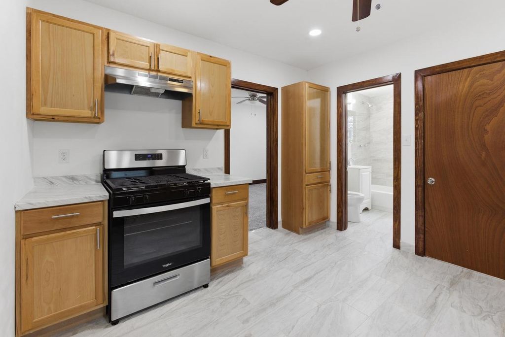 Photo of 3206 E Grange AVENUE, Cudahy, WI 53110 (MLS # 1959563)