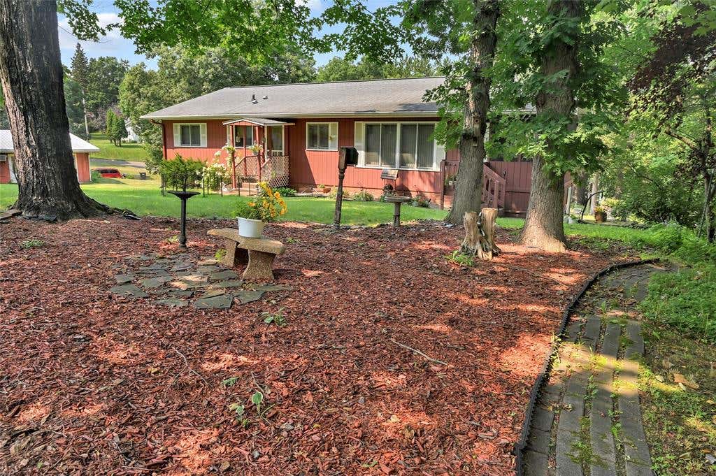 Photo of 405 Oakwood DRIVE, Durand, WI 54736 (MLS # 1603797)
