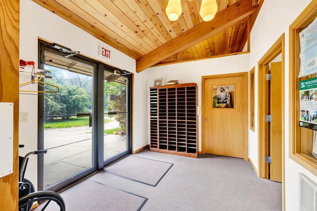 Photo of 1 S Rosa ROAD, Madison, WI 53705 (MLS # 2028344)