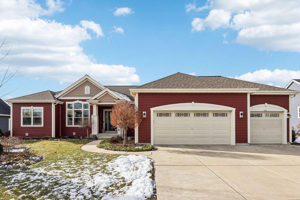 Photo of 609 Evergreen TERRACE, Port Washington, WI 53074 (MLS # 1947341)