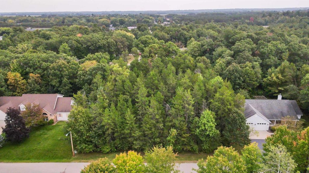 Photo of 1500 Brookshire DRIVE, Plover, WI 54467 (MLS # 22504770)