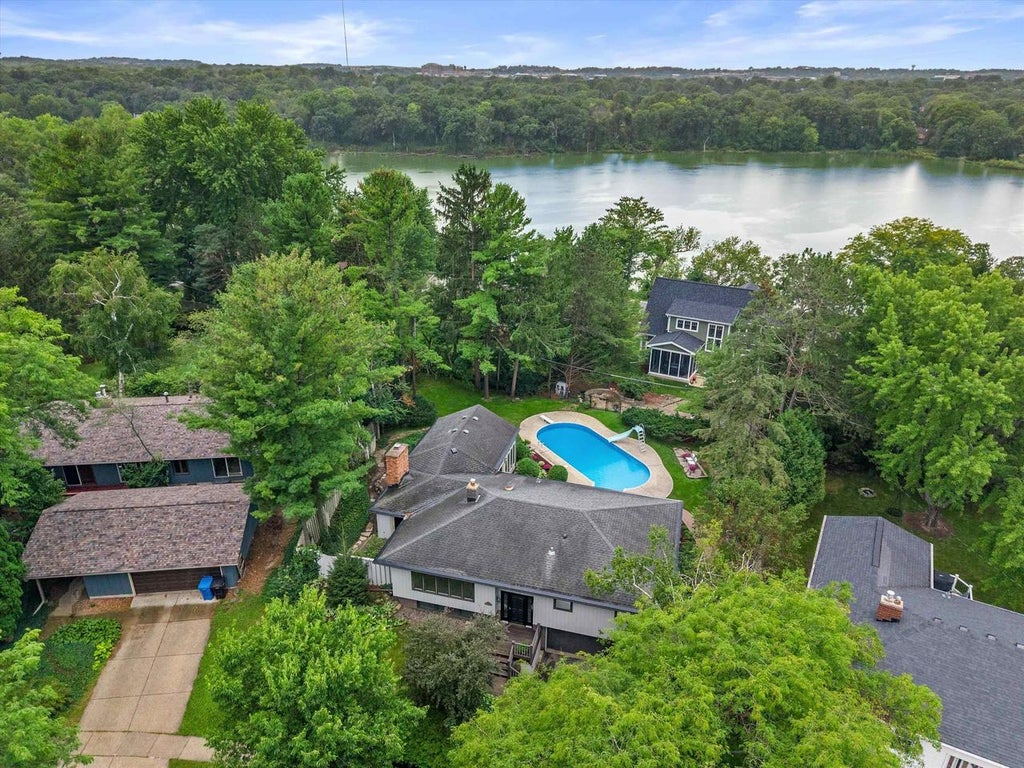 Photo of 1308 Shirley STREET, Middleton, WI 53562 (MLS # 2025170)