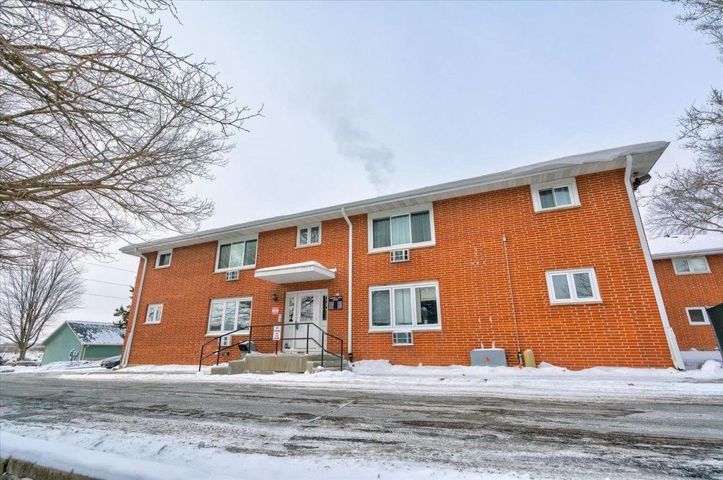 Photo of 5345 Garden View COURT #106, Madison, WI 53713 (MLS # 2015465)