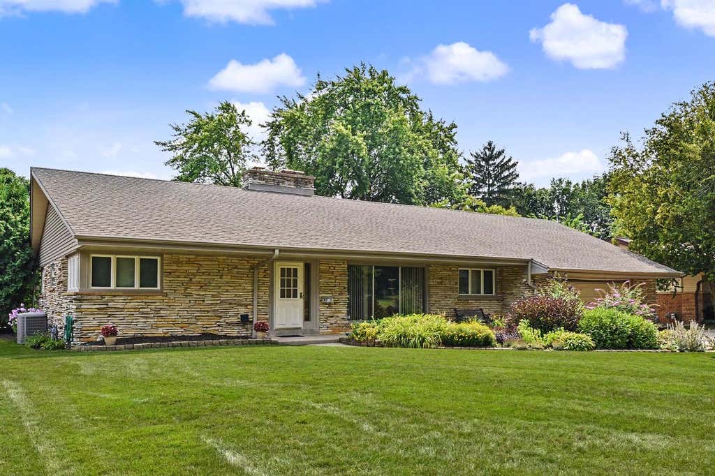 Photo of 9515 W Hadley STREET, Milwaukee, WI 53222 (MLS # 1972799)