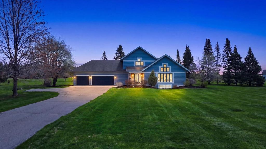 Photo of 9854 Riveredge DRIVE, Marshfield, WI 54449 (MLS # 22601782)