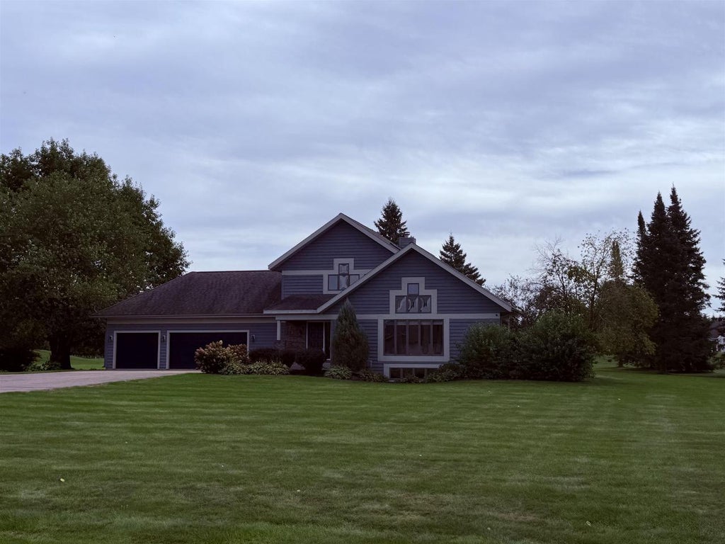 Photo of 9854 Riveredge DRIVE, Marshfield, WI 54449 (MLS # 22601782)