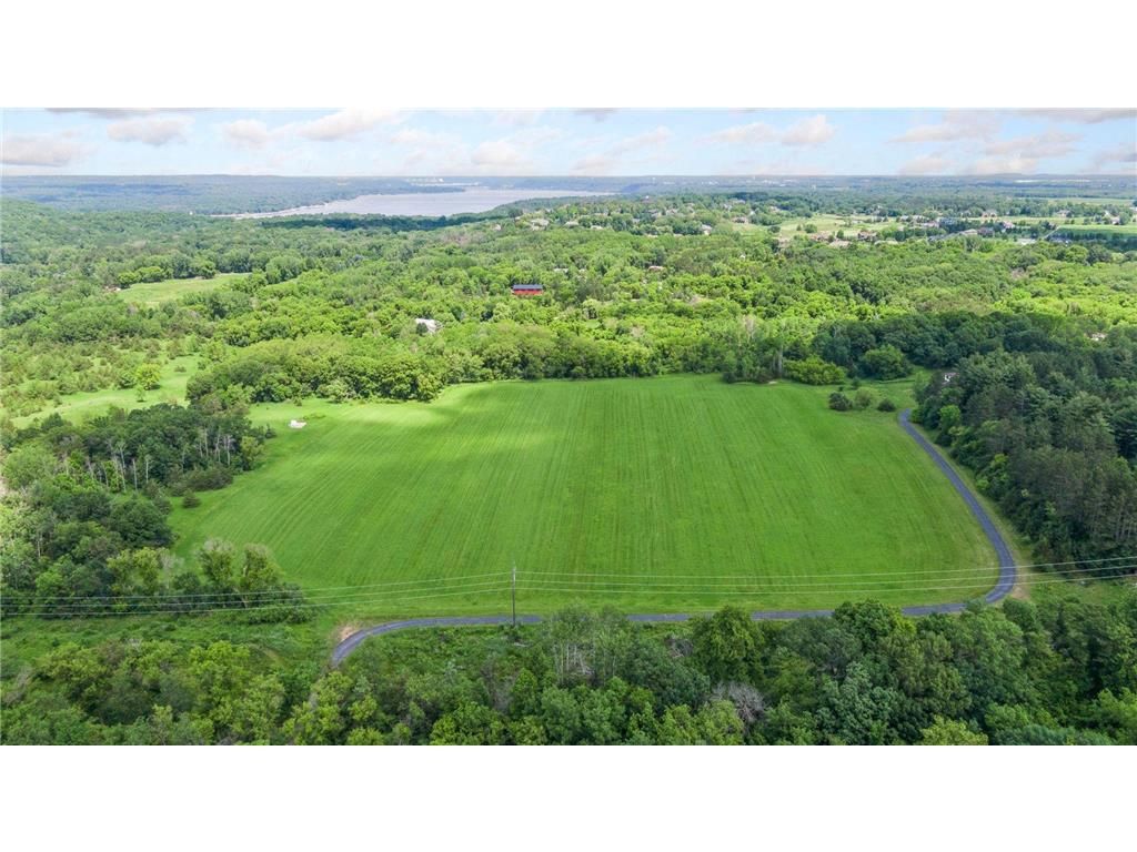 Photo of Lot 7 Glen Oaks DRIVE, River Falls, WI 54022 (MLS # 7025353)