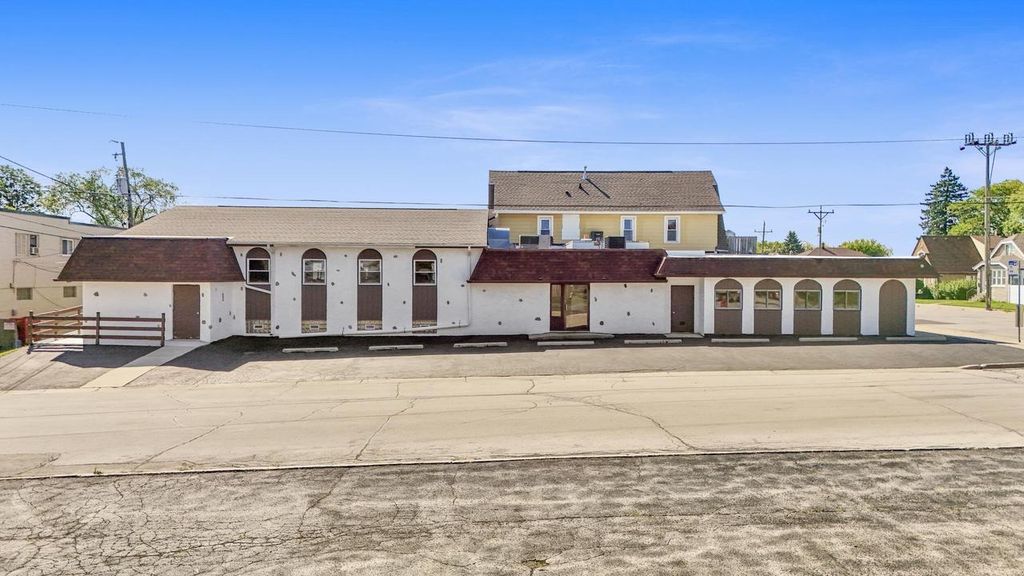 Photo of 2703 S Chicago AVENUE, South Milwaukee, WI 53172 (MLS # 1937757)