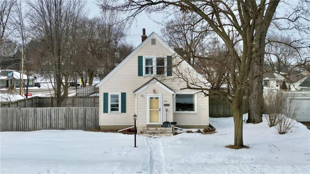Photo of 1530 Margaret STREET, Eau Claire, WI 54701 (MLS # 1598311)