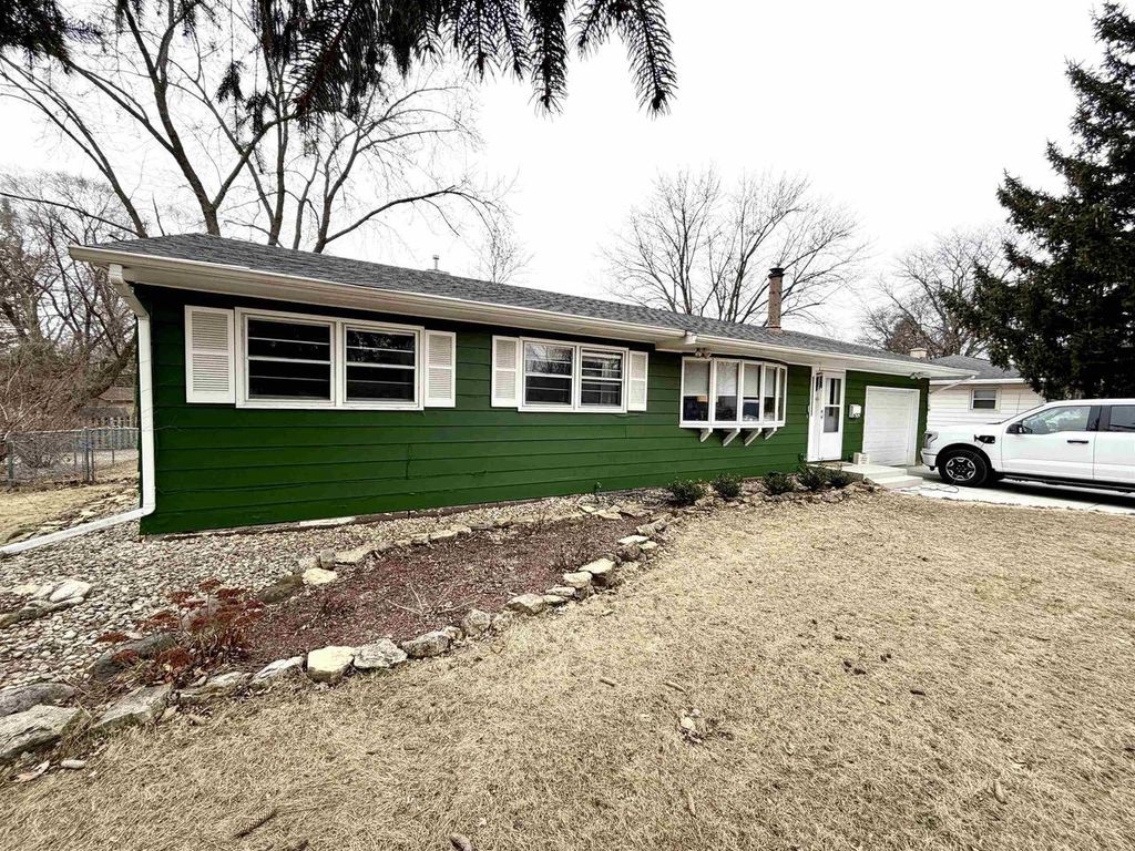 Photo of 6013 Raymond ROAD, Madison, WI 53711 (MLS # 2017101)