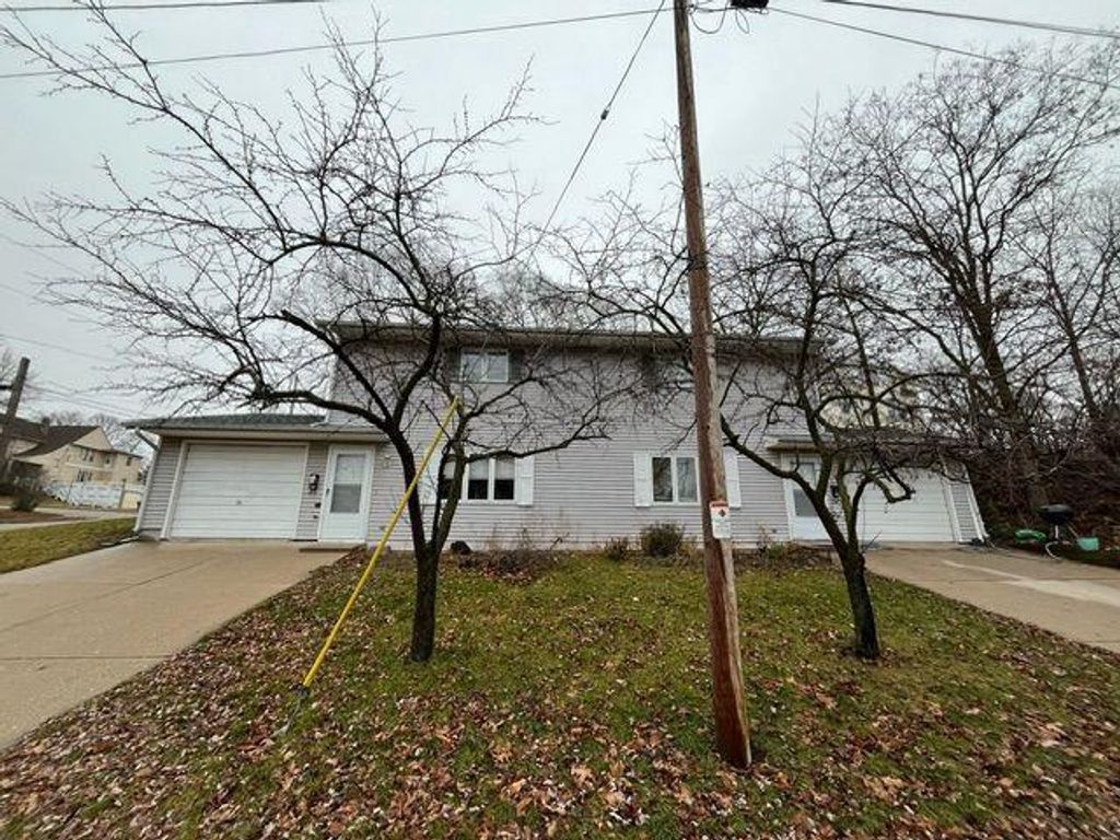 Photo of 603 S Parker DRIVE, Janesville, WI 53545 (MLS # 2013913)