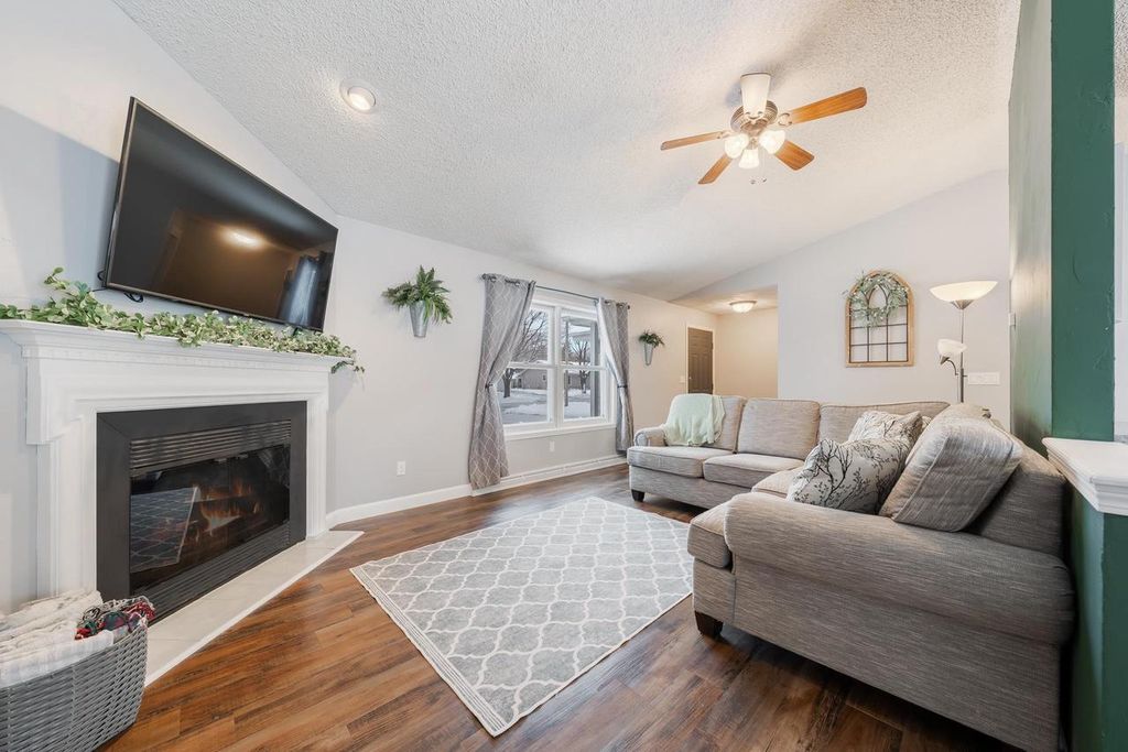 Photo of 3248 S Blue Spruce LANE, Appleton, WI 54915 (MLS # 50318779)