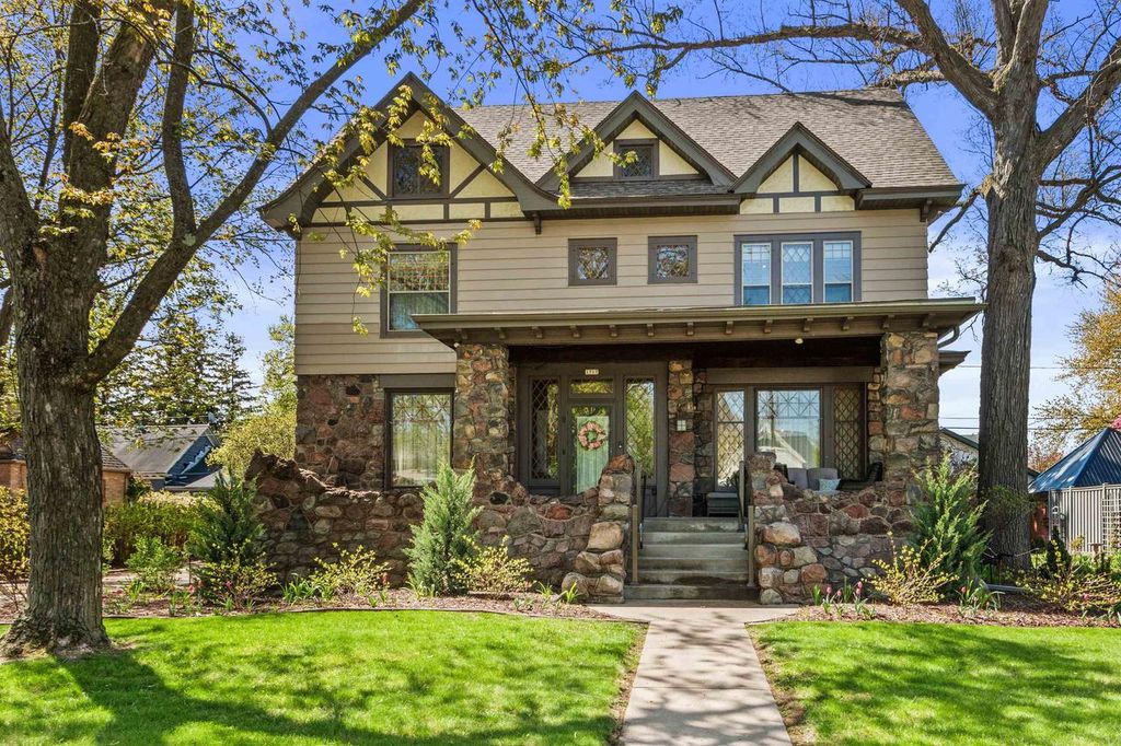 Photo of 1717 Clark STREET, Stevens Point, WI 54481 (MLS # 22602027)