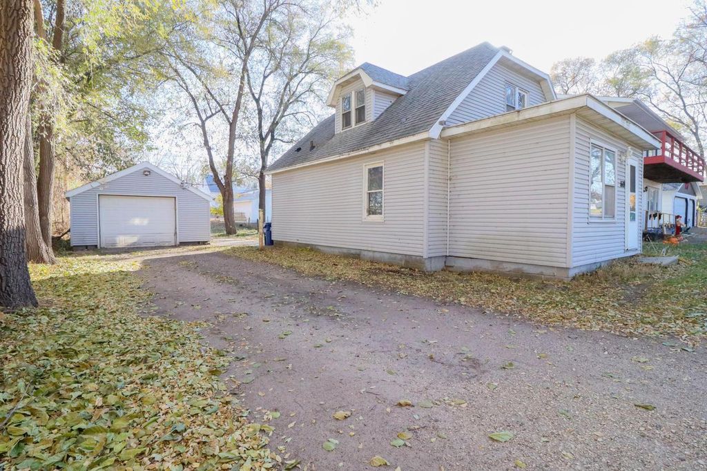 Photo of 1608 Caroline STREET, La Crosse, WI 54603 (MLS # 1943910)