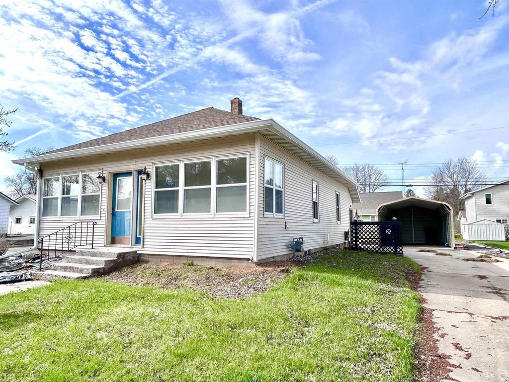 Photo of 208 W Clark STREET, Spencer, WI 54479 (MLS # 22601086)