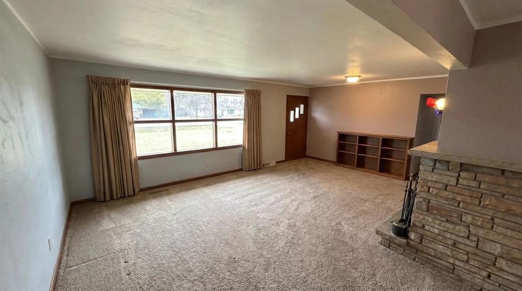 Photo of N70W13080 Brentwood DRIVE, Menomonee Falls, WI 53051 (MLS # 50324164)