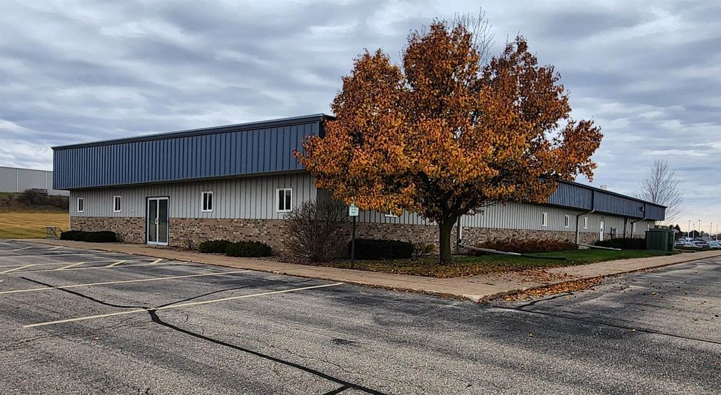 Photo of 1555 US 151 Business, Platteville, WI 53818 (MLS # 2013873)