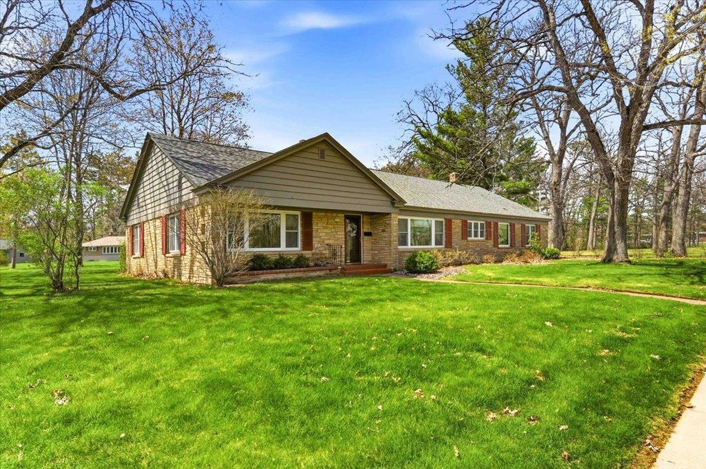 Photo of 1251 Wisconsin River DRIVE, Port Edwards, WI 54469 (MLS # 22601673)