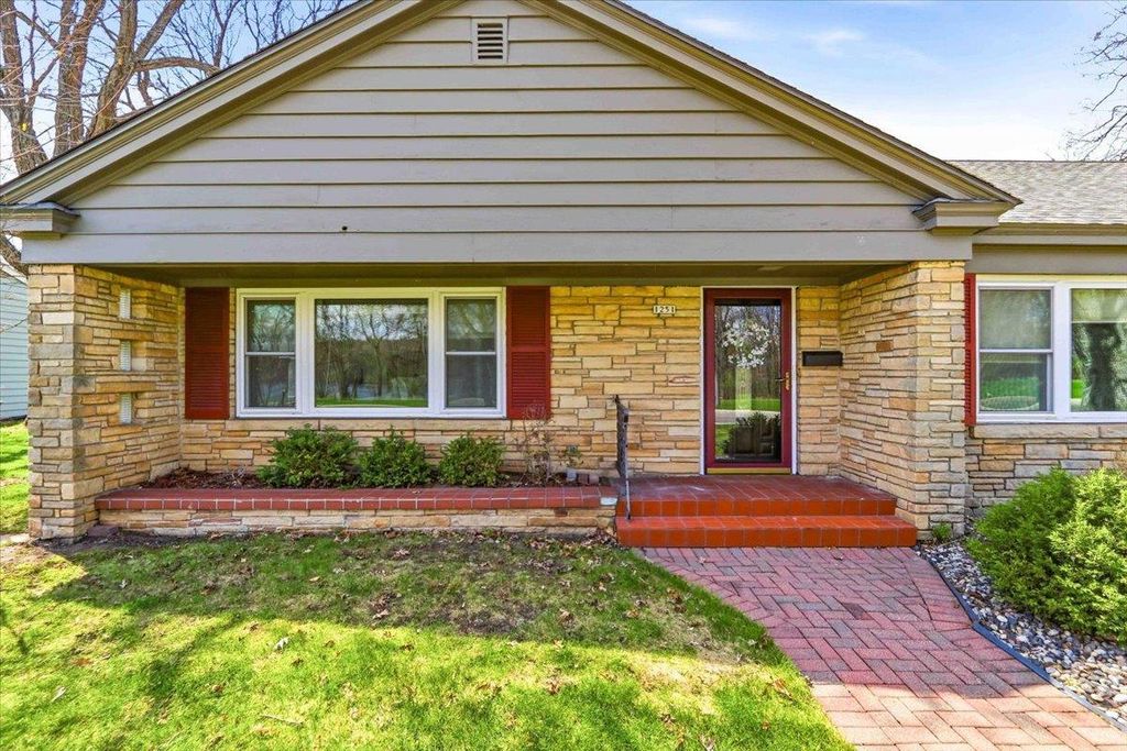 Photo of 1251 Wisconsin River DRIVE, Port Edwards, WI 54469 (MLS # 22601673)