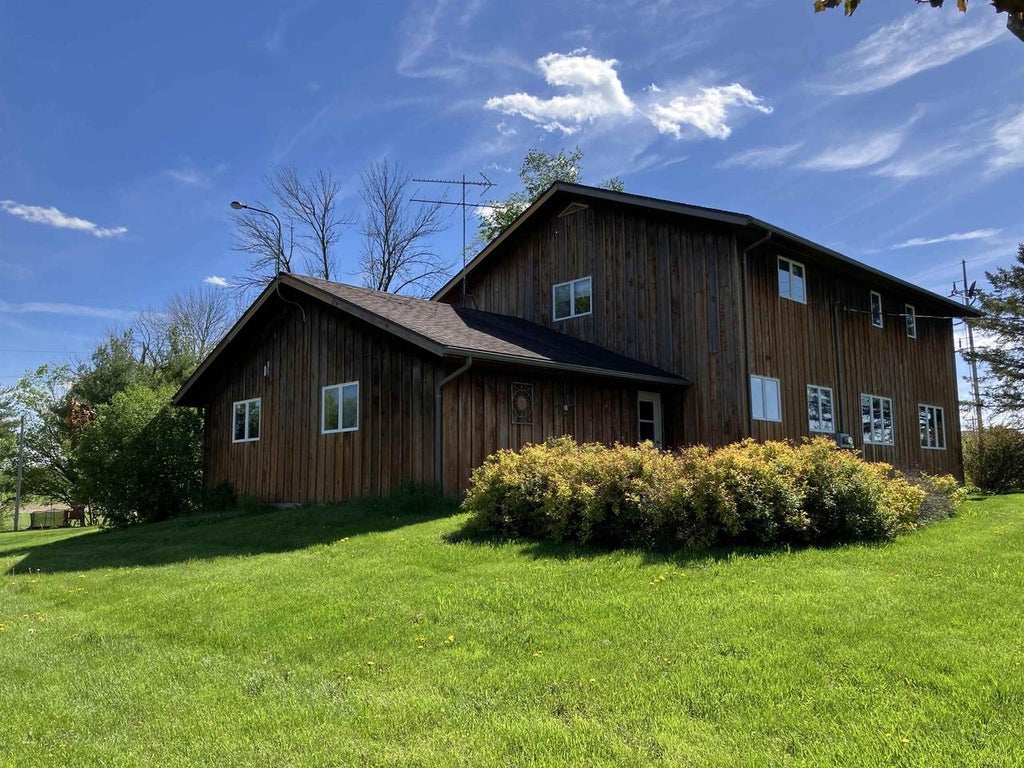 Photo of 21008 County Hwy Q, Richland Center, WI 53581 (MLS # 2032248)