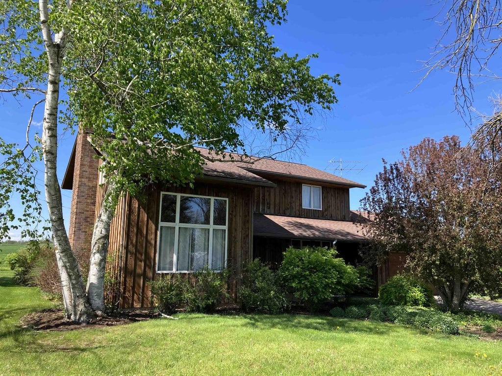 Photo of 21008 County Hwy Q, Richland Center, WI 53581 (MLS # 2032248)