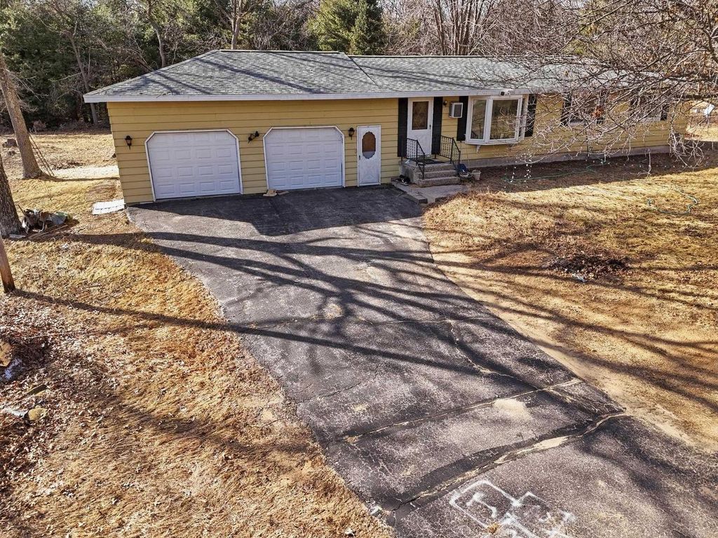 Photo of N4667 County Road A, Oxford, WI 53952 (MLS # 2018089)
