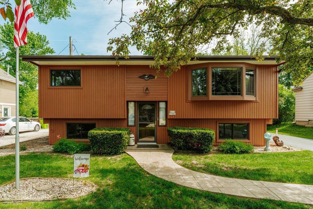 Photo of W175S7006 Hiawatha DRIVE, Muskego, WI 53150 (MLS # 1963945)
