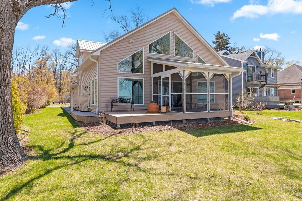 Photo of 4381 Anapaula LANE, Green Bay, WI 54311 (MLS # 50324882)
