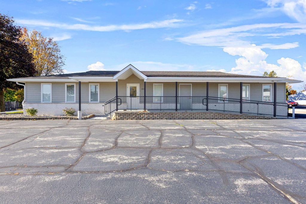 Photo of 2131 Calumet DRIVE, New Holstein, WI 53061 (MLS # 50325764)
