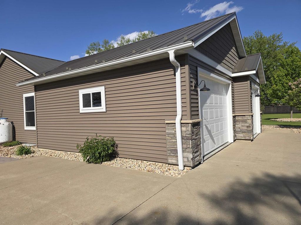 Photo of 911 Exchange STREET, Blue River, WI 53518 (MLS # 2022879)