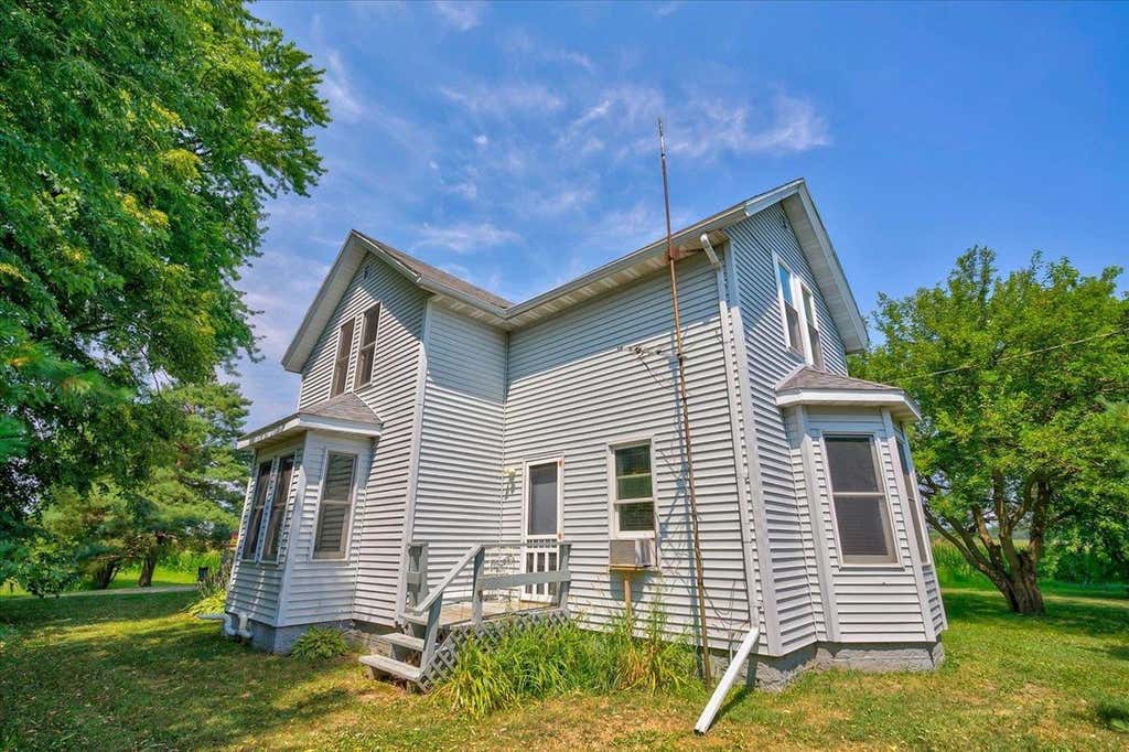 Photo of N2547 Highway 22, Poynette, WI 53955 (MLS # 2029530)