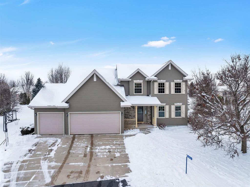 Photo of N6559 Carrington DRIVE, Fond Du Lac, WI 54937 (MLS # 50318901)