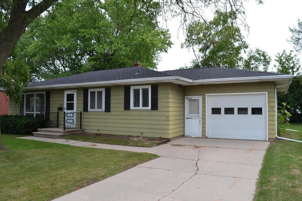 Photo of 1138 Higgins AVENUE, Neenah, WI 54956 (MLS # 50331359)